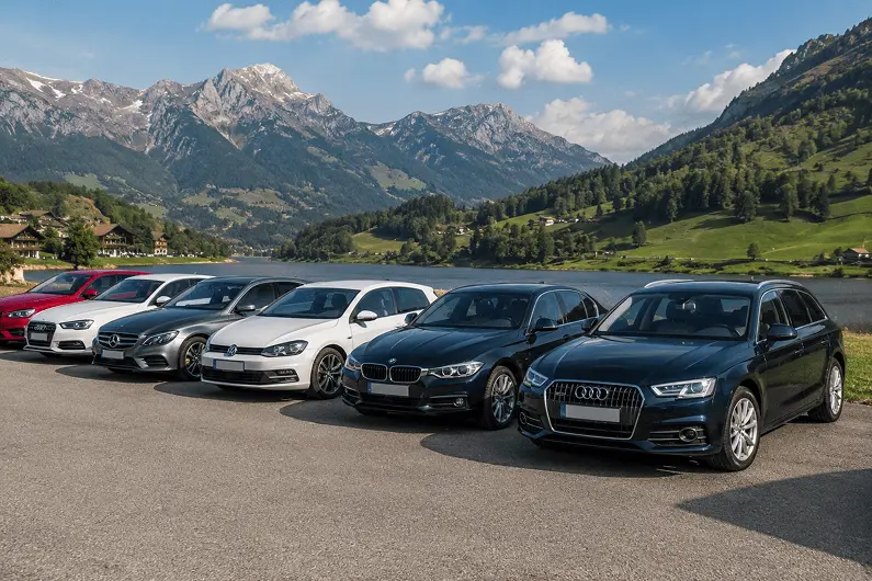 List multiple cars in Switzerland: how garages and active sellers can manage inventory better
