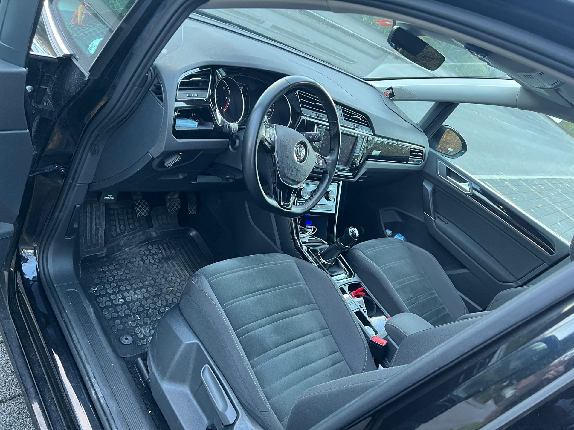 VW Touran Highline 2.0 TDI