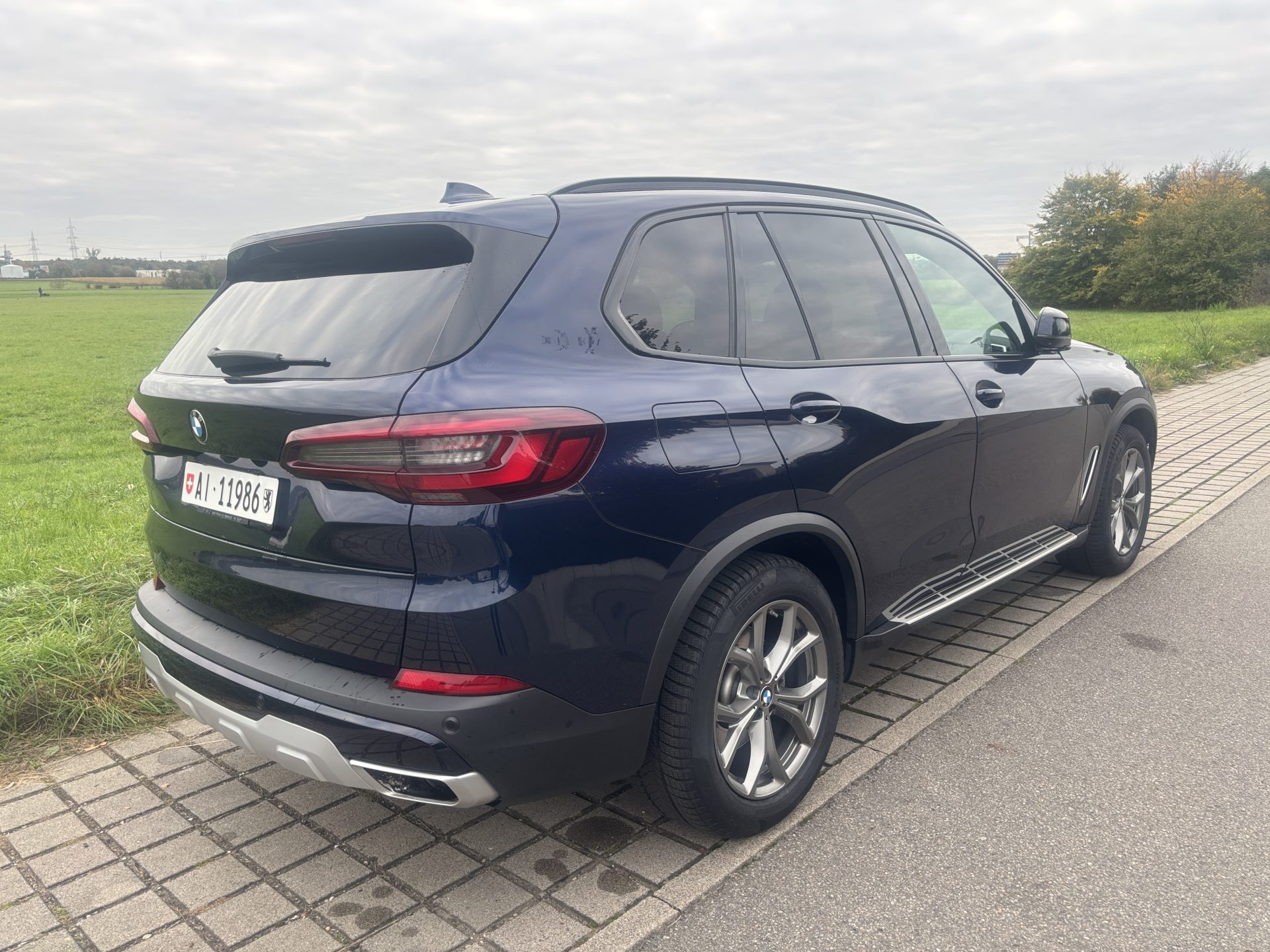 BMW X5 30D xline tansanitblau