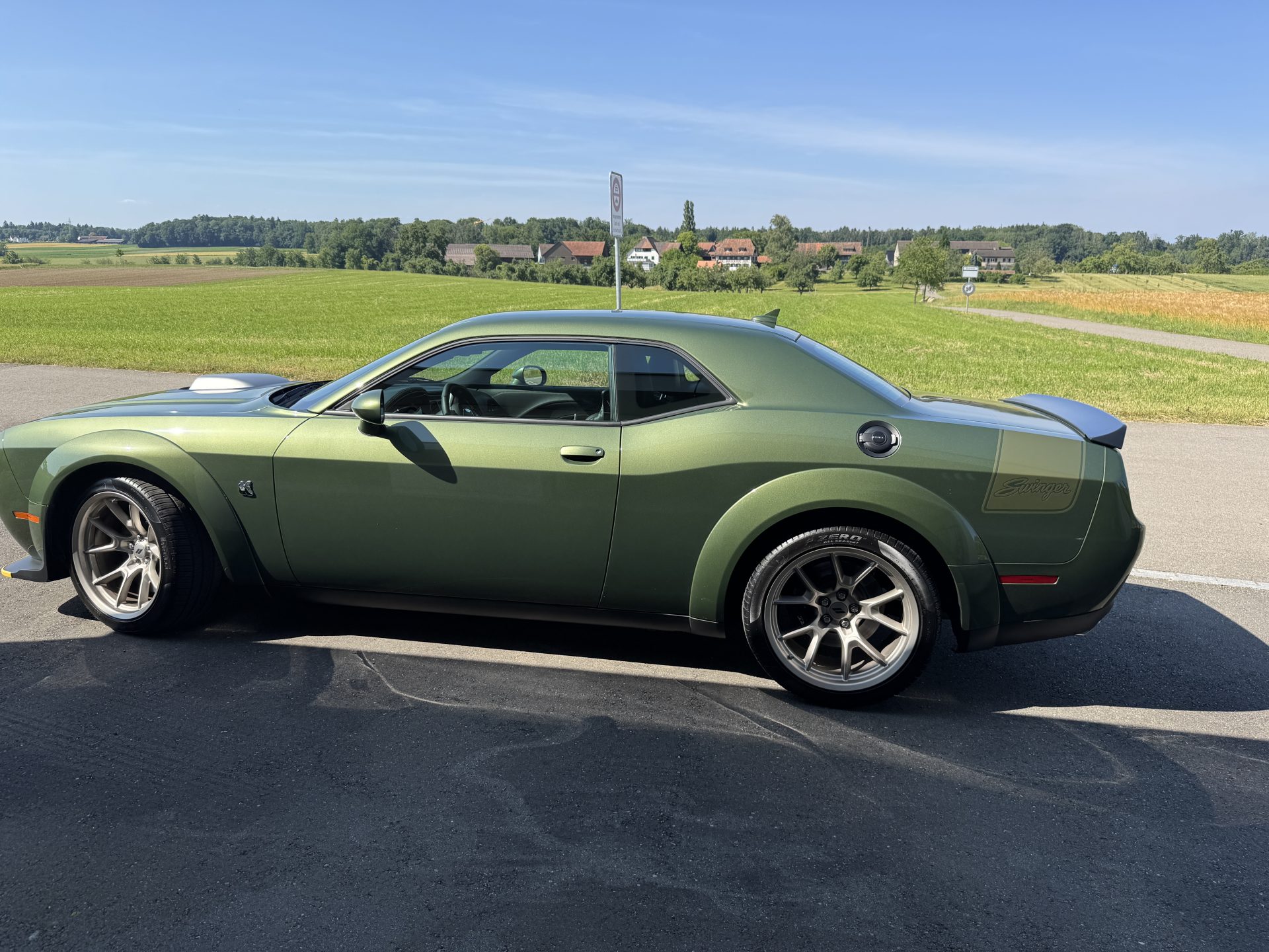 Dodge Challenger Swinger