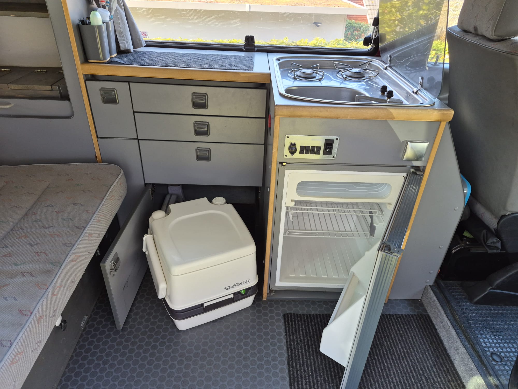 VW Bus T4 Camper mit Faltdach