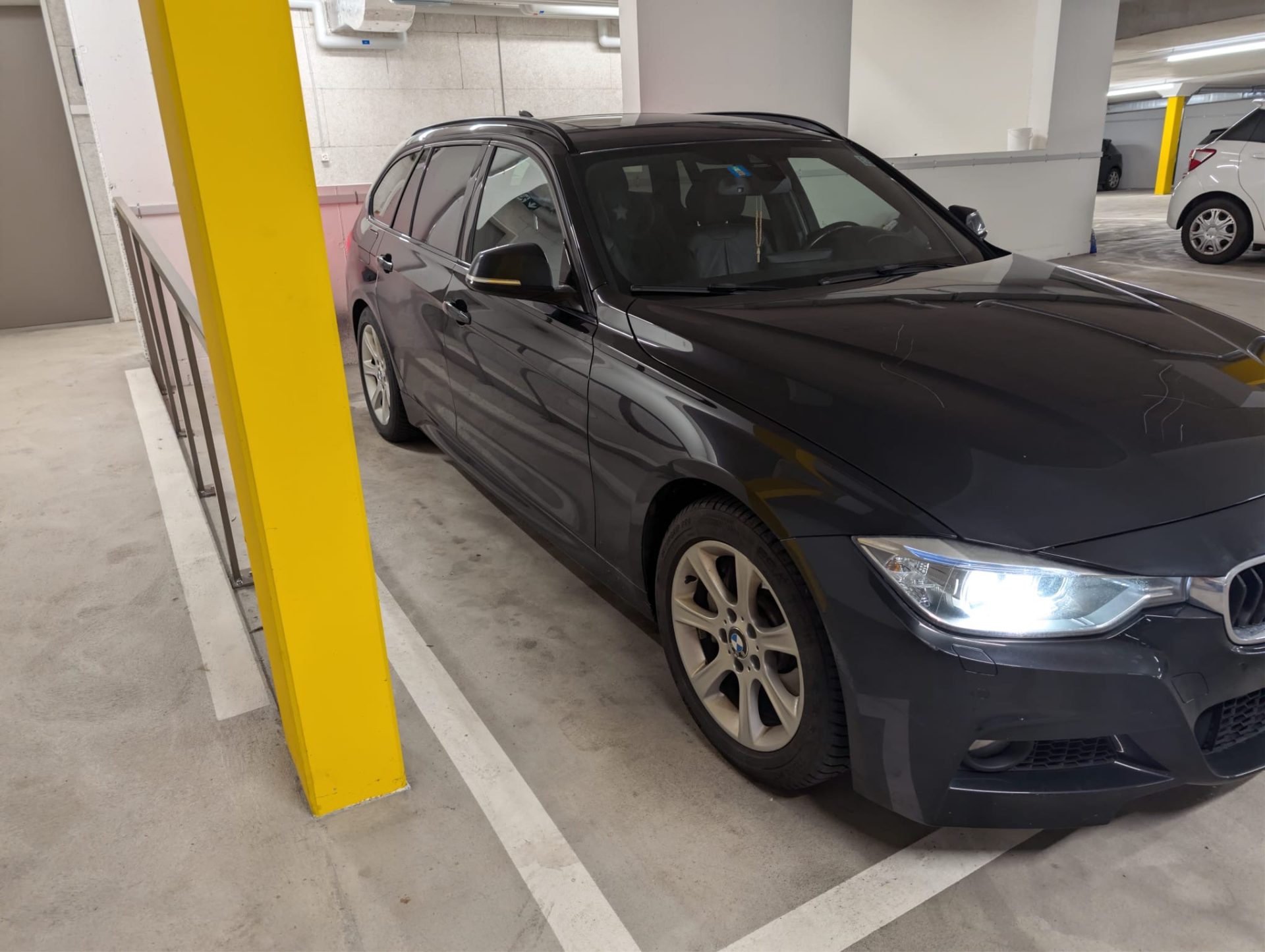 BMW 335i xDrive | 360PS |