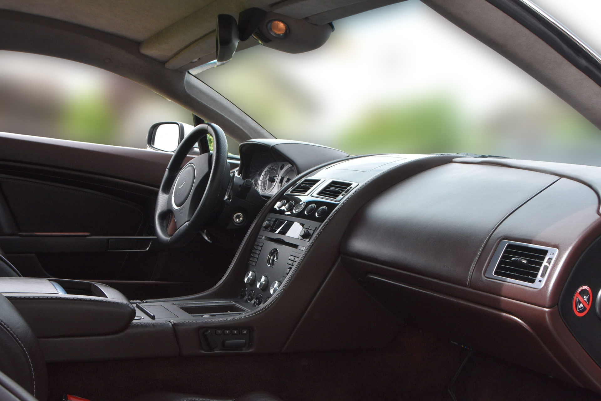 Aston Martin V8 Vantage 4,3 Lt