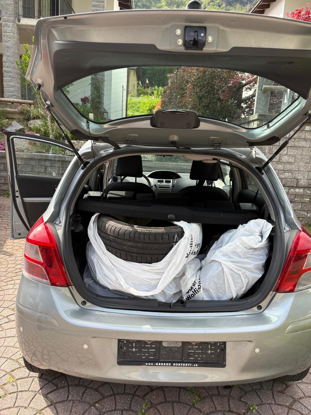 Toyota Yaris 1.33 Benzin
