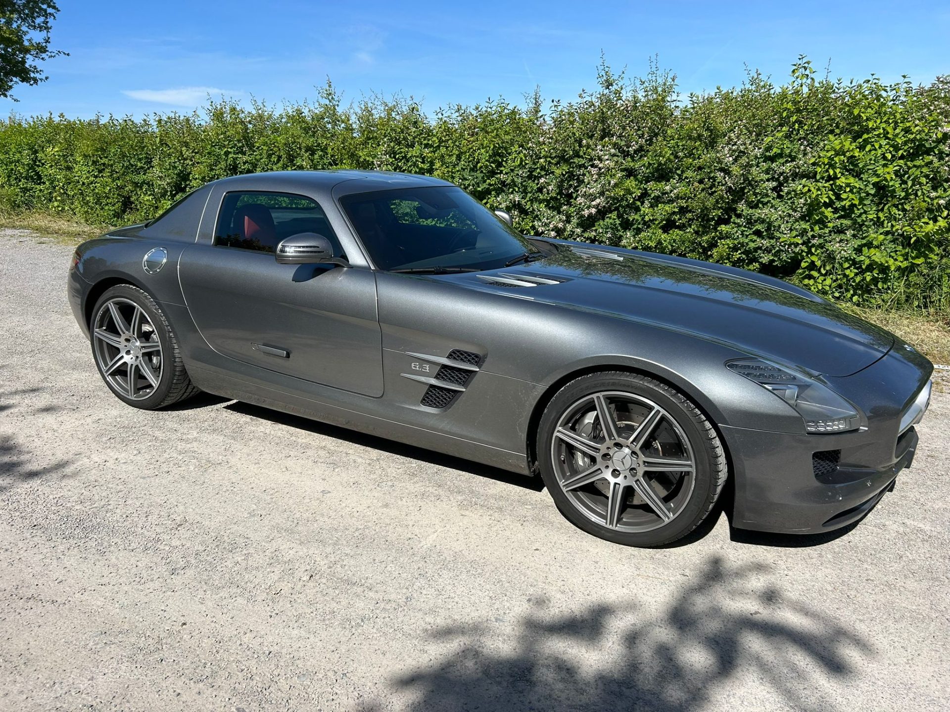 Wünderschöner AMG SLS Flügel