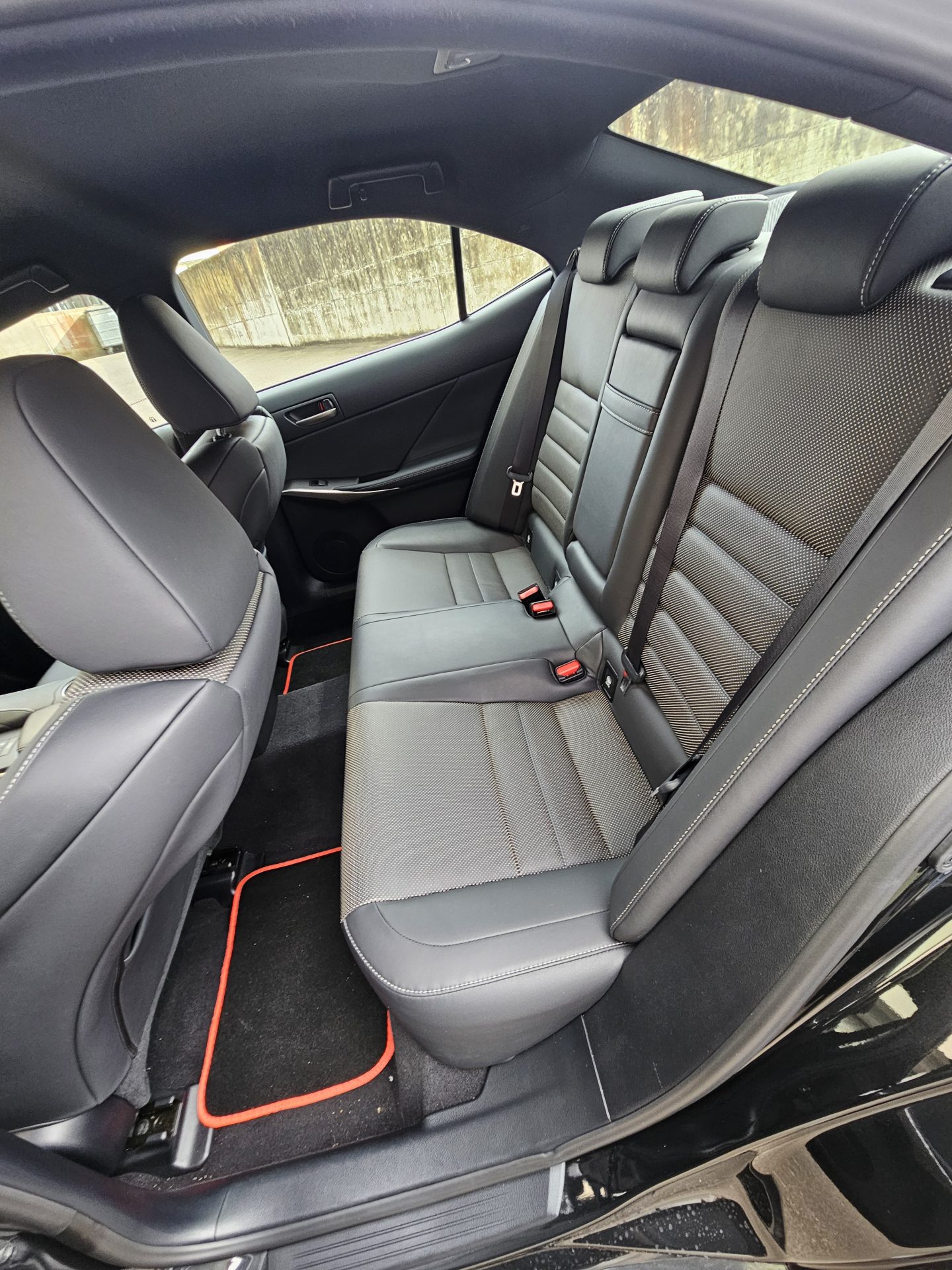 LEXUS IS 300 HF SPORT