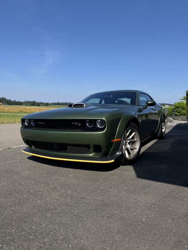 Dodge Challenger Swinger F8 Green – Last Call