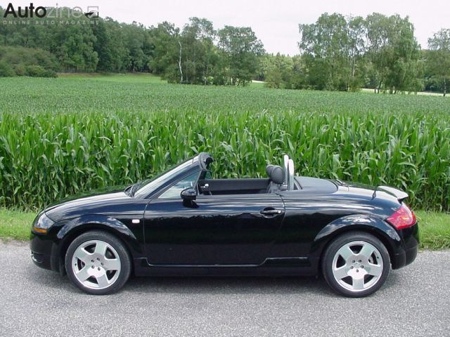 Schwarzer Audi TT zu verkaufen.