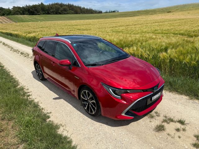 Toyota Corolla Touring Sports 2.0