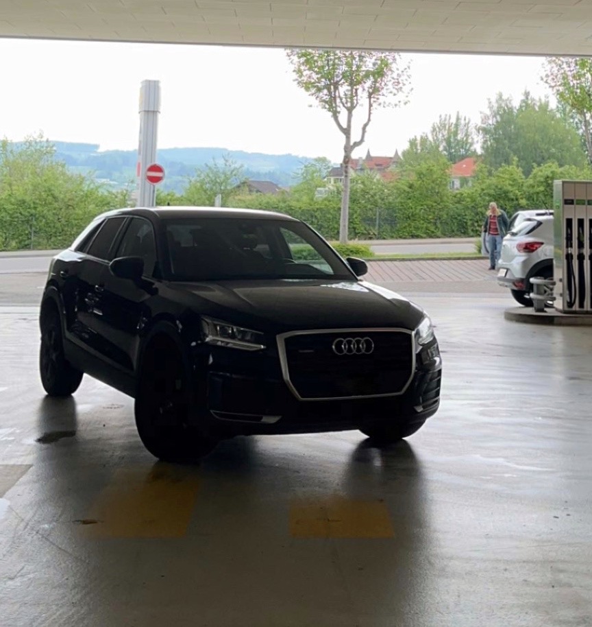 AUDI Q2 2.0 TDI design quattro