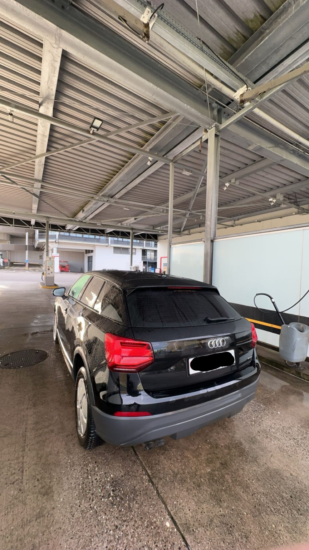 AUDI Q2 2.0 TDI design quattro