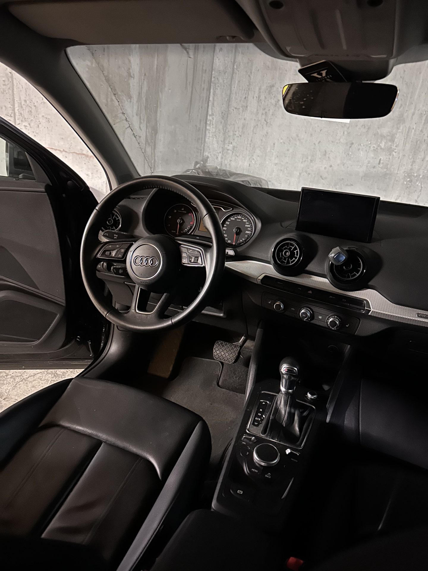 AUDI Q2 2.0 TDI design quattro
