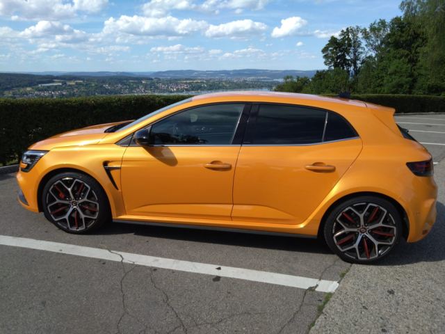 RENAULT Mégane R.S. Trophy 300 * Limited Version *