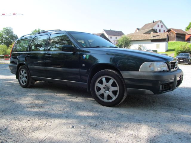 Volvo V70 XC AWD