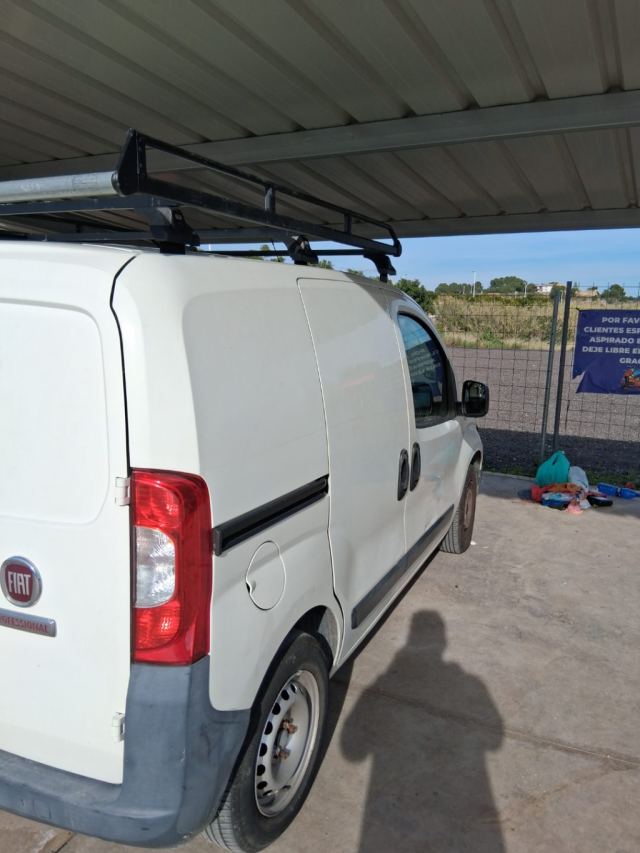 Fiat Fiorino Furgón diesel, véhicule de livraison