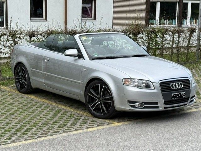 Sehr gepflegtes Audi A4 Cabrio mit wenig Kilometer