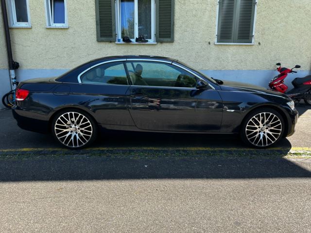 BMW 325i Cabrio (E93) – Reihensechszylin