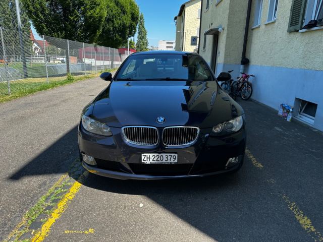 BMW 325i Cabrio (E93) – Reihensechszylin