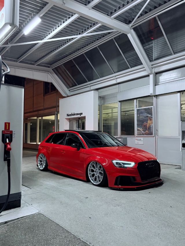 Bagged Audi RS3 Sportback 8V FL
