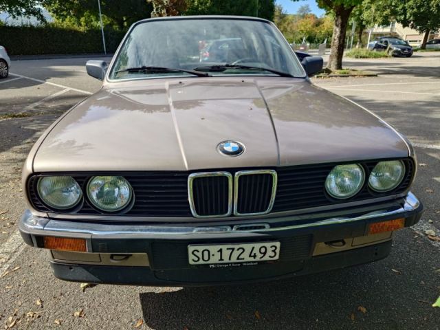 Klassiker BMW E30 in 1A Zustand
