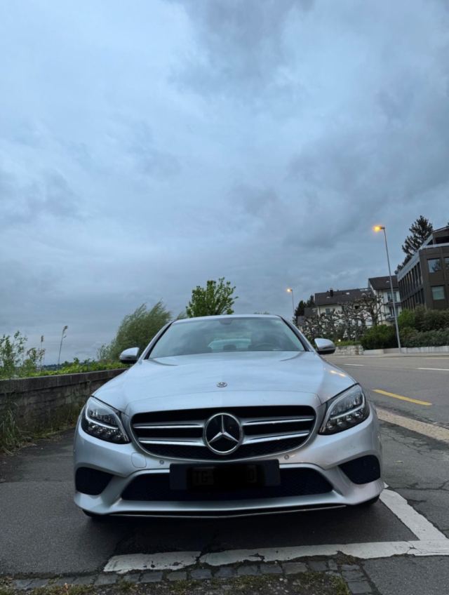 MERCEDES BENZ C 180D
