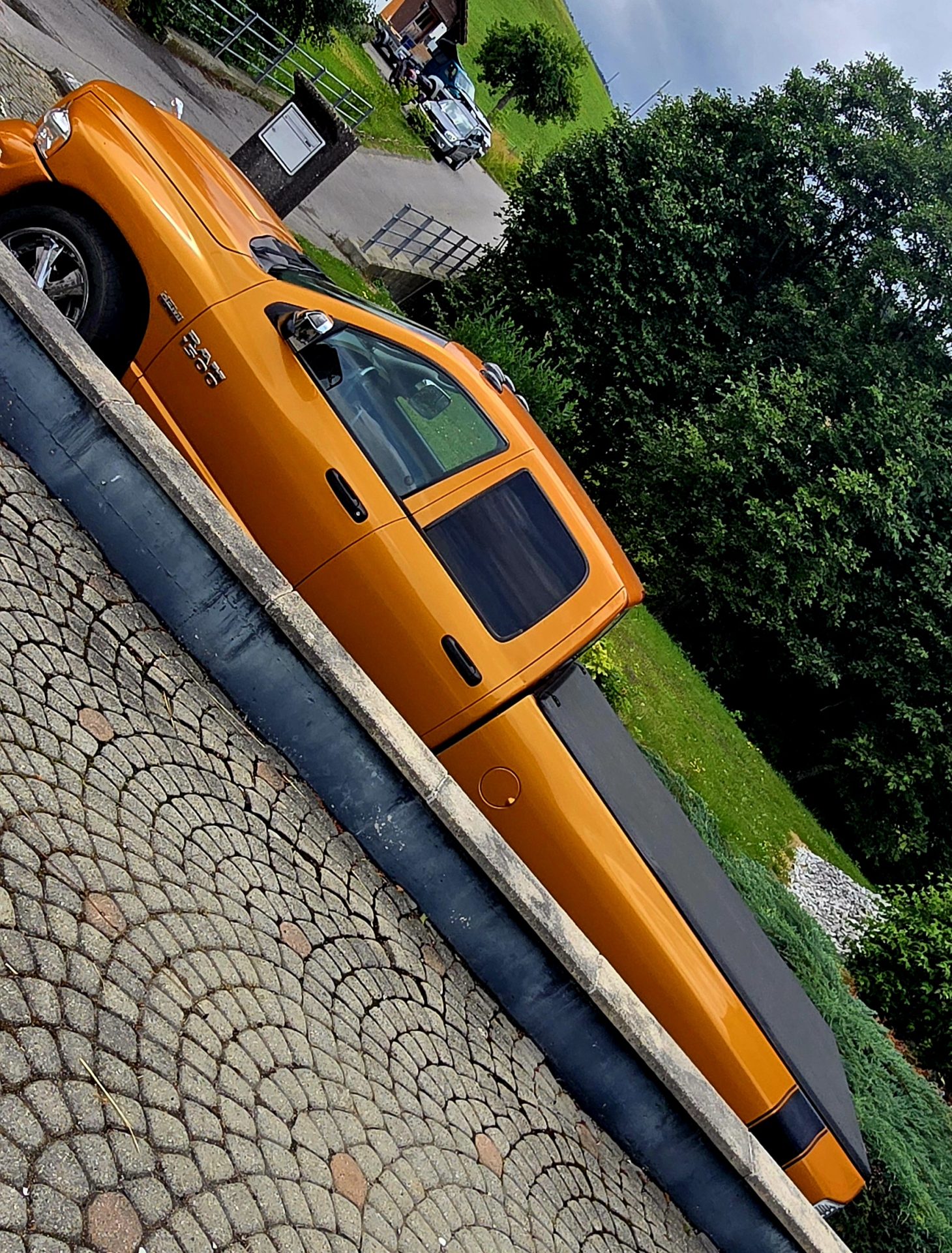 DODGE RAM