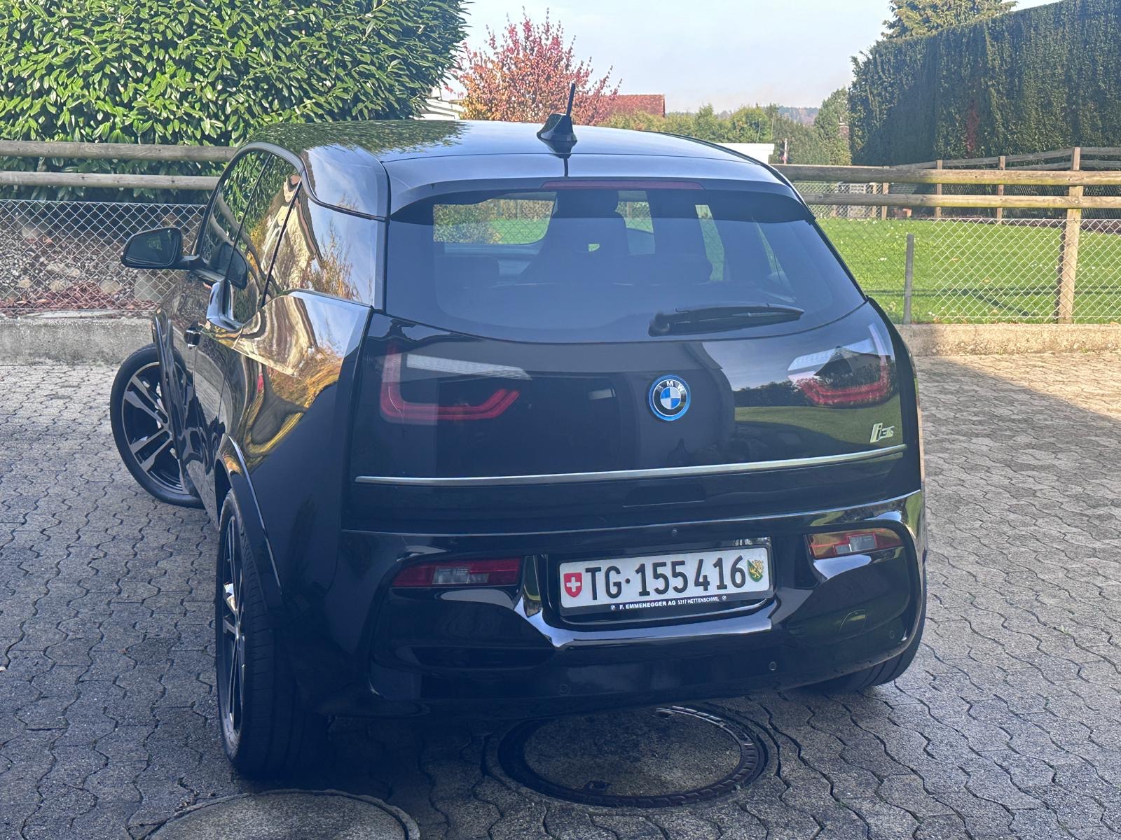 BMW i3s (120ah) Road Style