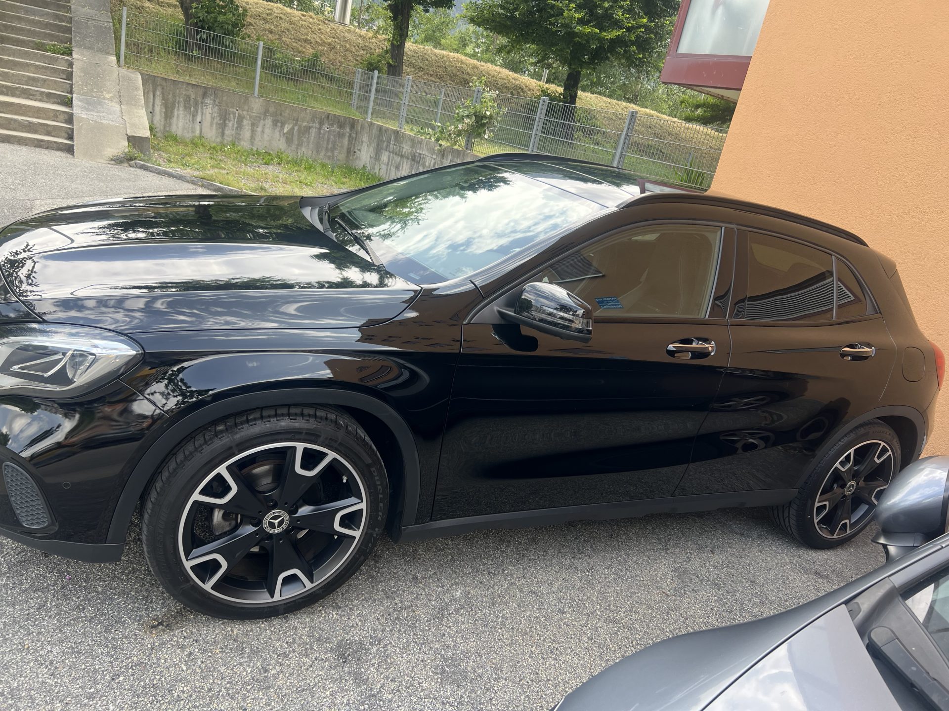 Mercedes-Benz GLA 200